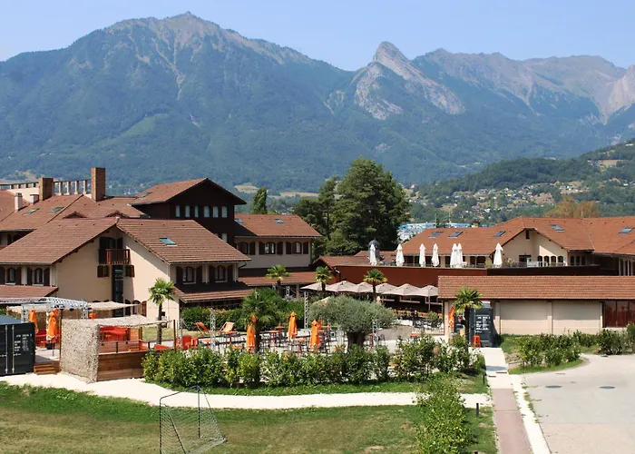 Base Camp Lodge - Albertville